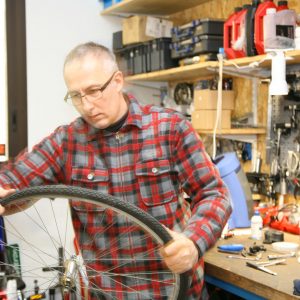 Truji-cycle bike luberon - Atelier Réparation
